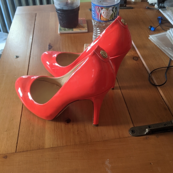 Ivanka Trump pump - Picture 2 of 4